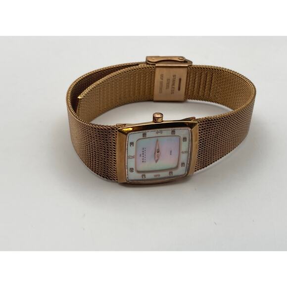 Skagen All Steel Womens Watch 21mm Mother of Pearl-Rose Gold New Battery WR3ATM - Picture 7 of 11